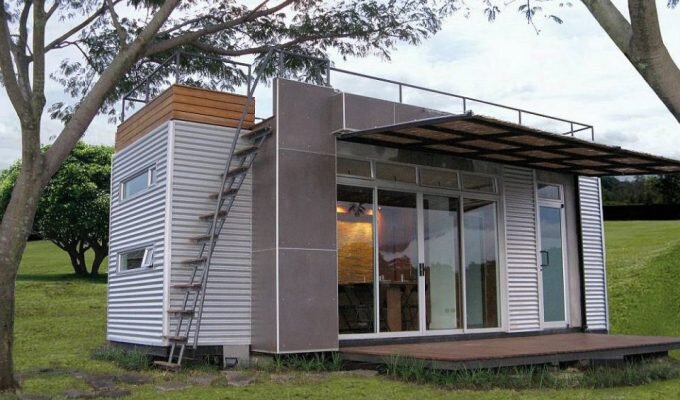 Casa-Cubica-Container-Home-Exterior-Tiny-House-Humble-Homes-680x400