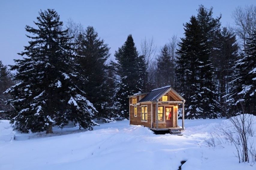 Tiny House in Snow